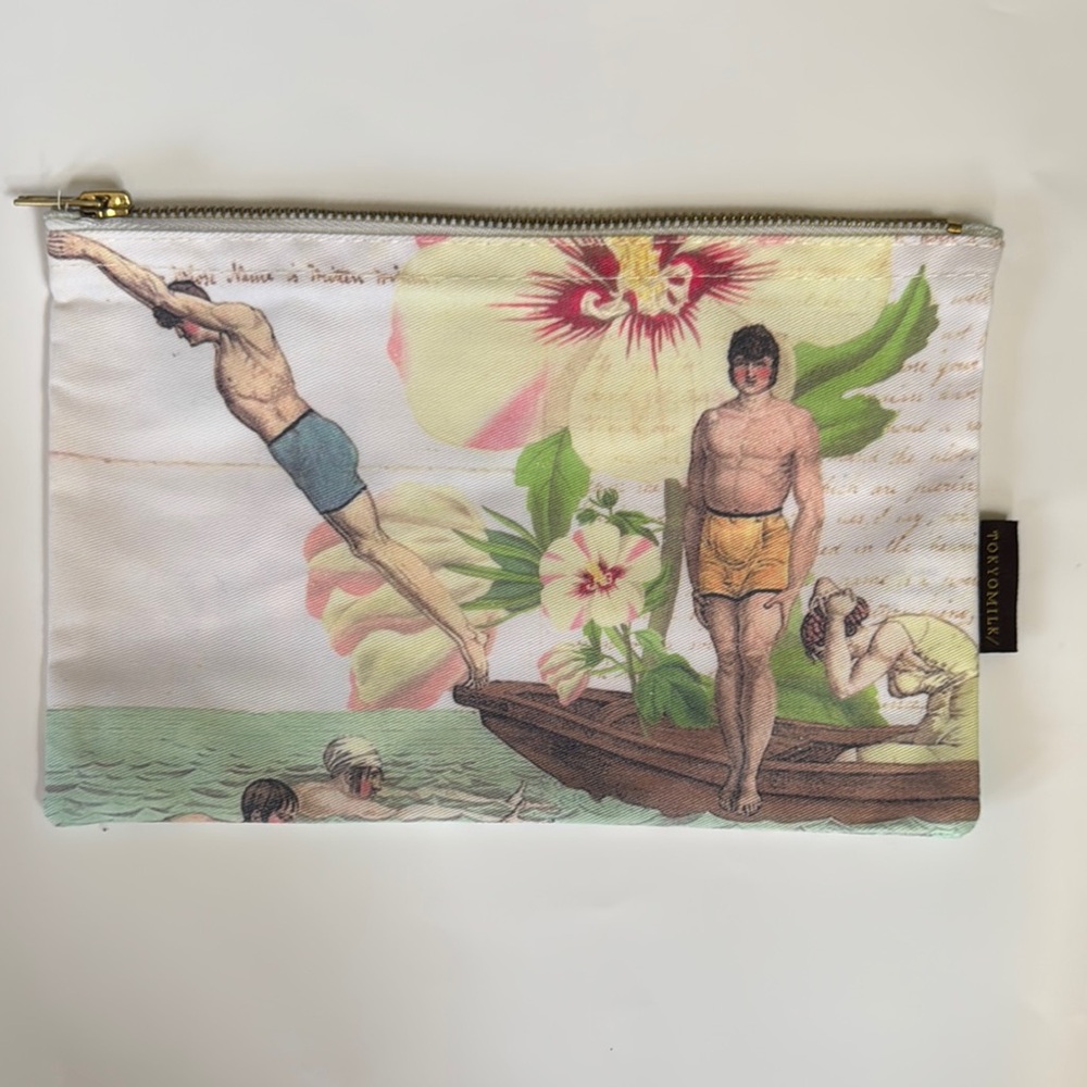 Margot Elena Toryomilk/ Hawaiian Diver Cosmetic Bag